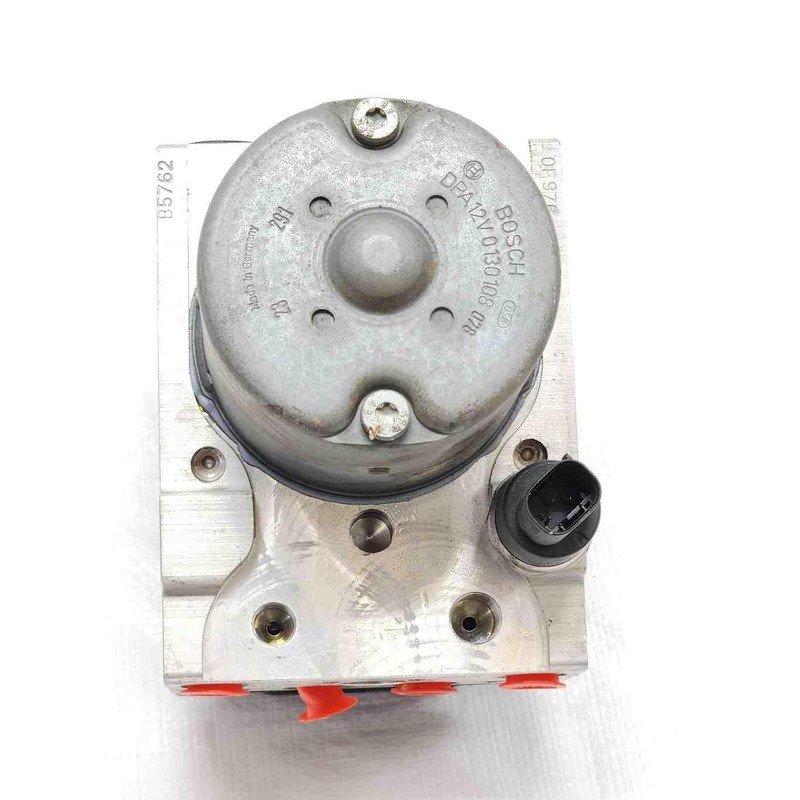 BMW 745i ABS Anti Lock Brake Pump Assembly 2003 P/N 34516761781