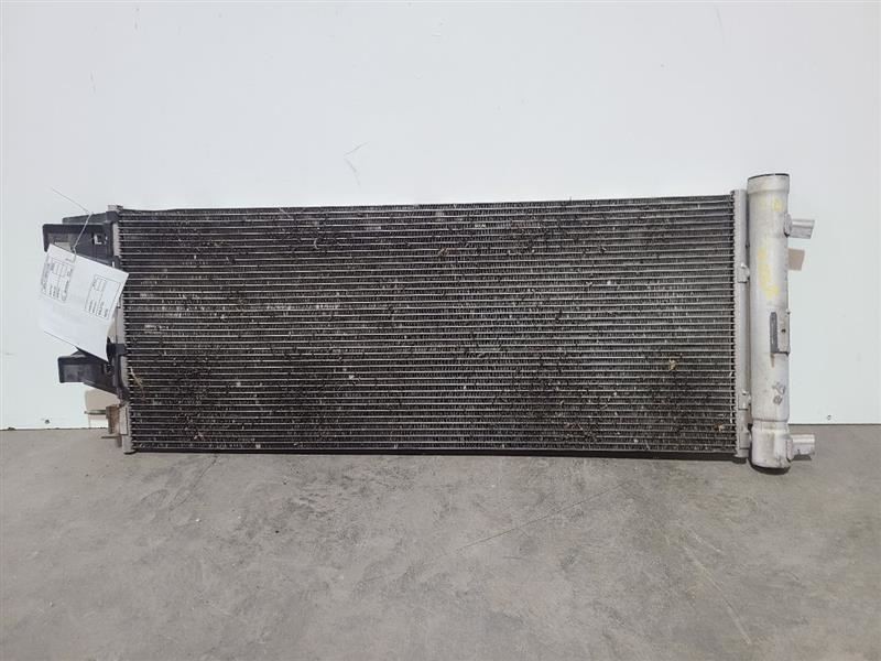 AC Condenser New Style Fits 19 SIERRA 1500 PICKUP 562552