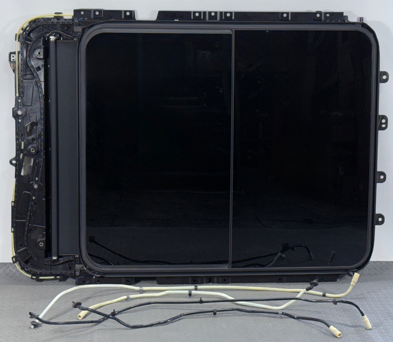 ✅ 19-25 RAM 1500 5th OEM DUAL-PANE PANORAMIC SUNROOF ASSEMBLY GLASS FRAME BLACK