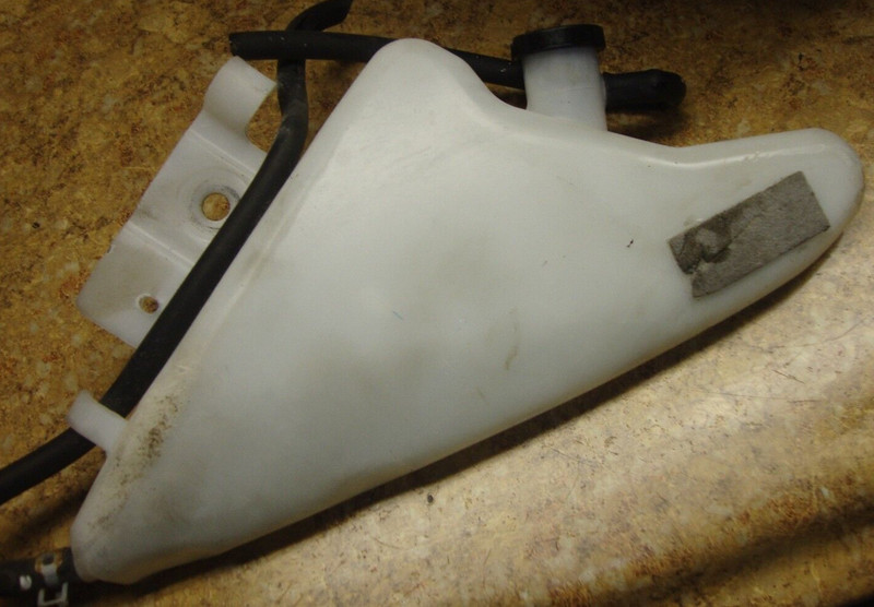 2012 Suzuki GSX-R750 GSXR 750 GSXR750 Engine Coolant Cooling Tank Reservoir 12