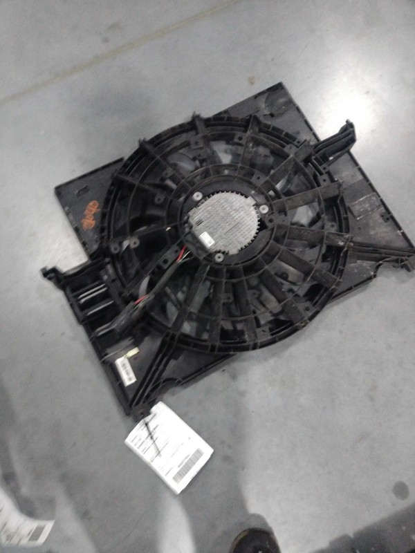 2017 Jaguar XE Engine Cooling Fan Motor OEM Black 2.0L 69K Miles T2H20467
