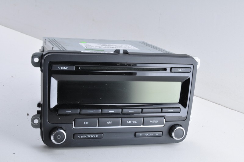 VOLKSWAGEN PASSATRadio CD Player AM/FMOEM 2012 - 2015