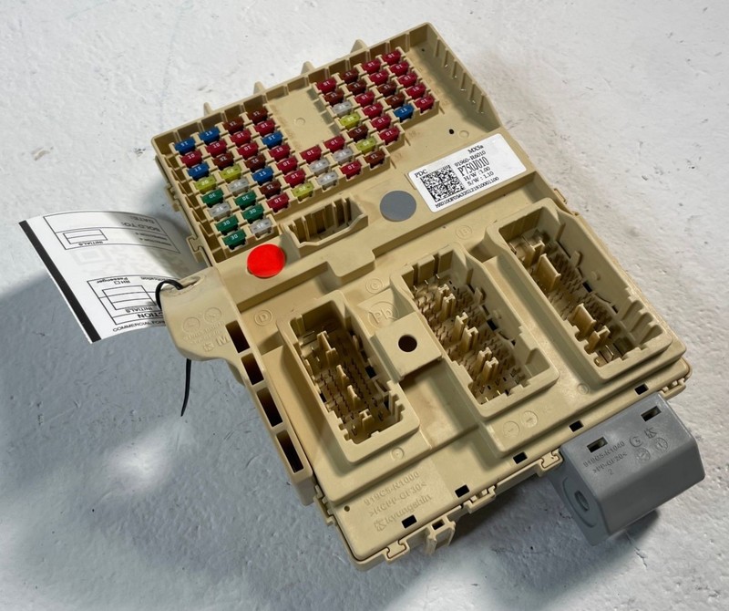 24-26 HYUNDAI SANTA FE INTERIOR CABIN FUSE RELAY JUNCTION BOX BLOCK 2.5L 106897