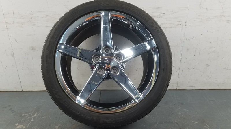 2008 Chevy Corvette C6 Convertible 19" Speedline Rear Wheel / Tire #5004 N6