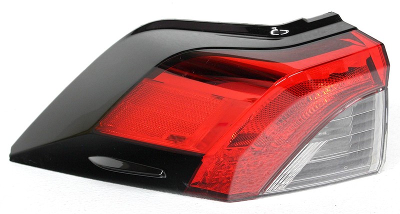 OEM Left Driver Side LED Tail Lamp For Toyota Rav4 81560-0R090