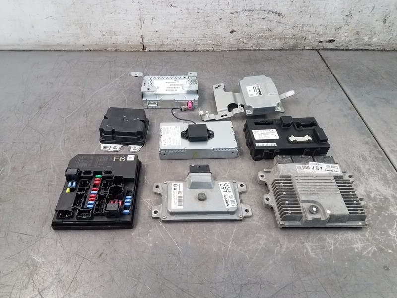 2014 Nissan Juke Nismo RS Body Control Modules / ECU ECM #0361 V7