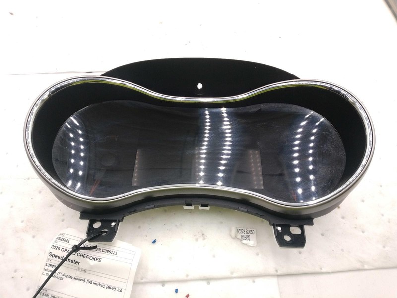 Used Speedometer Gauge fits: 2020 Jeep Grand cherokee cluster 7`` display screen