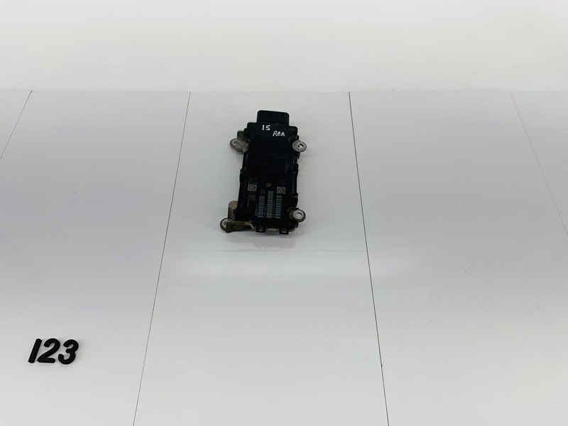 15-18 JEEP RENEGADE 2.4L GAS AUTOMATIC TRANSMISSION GEAR BOX CONTROL MODULE OEM