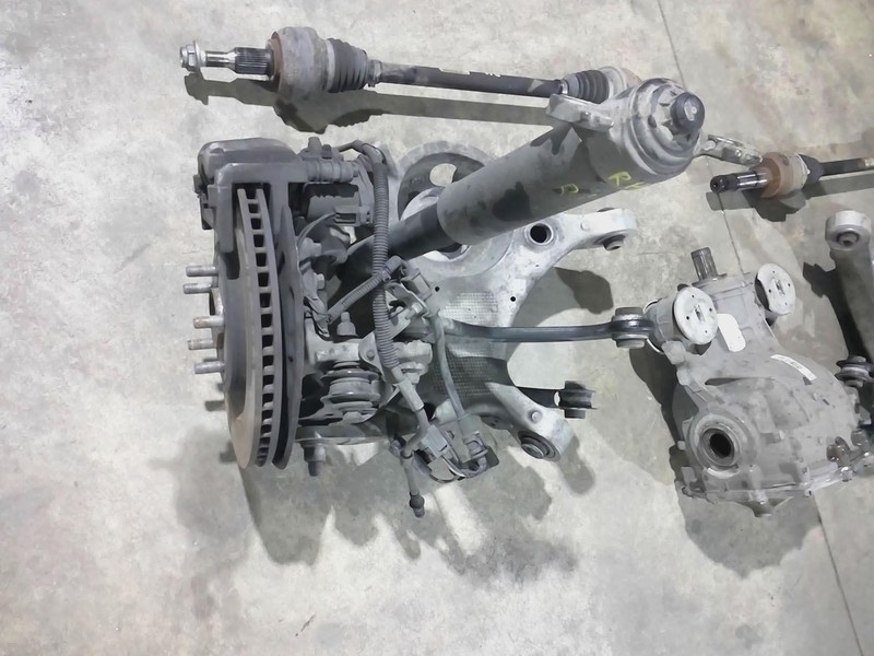 2020-24 Ford Exorer 3.3L RH Passenger Rear Suspension Police Package W/o Hybrid
