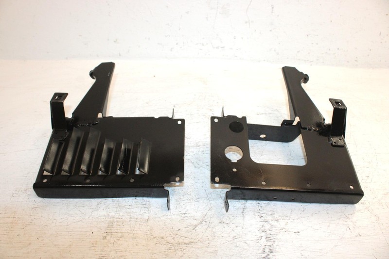 1996 Polaris 500 Oem Console Mount Set 1011952-067 1011951-067 SP14