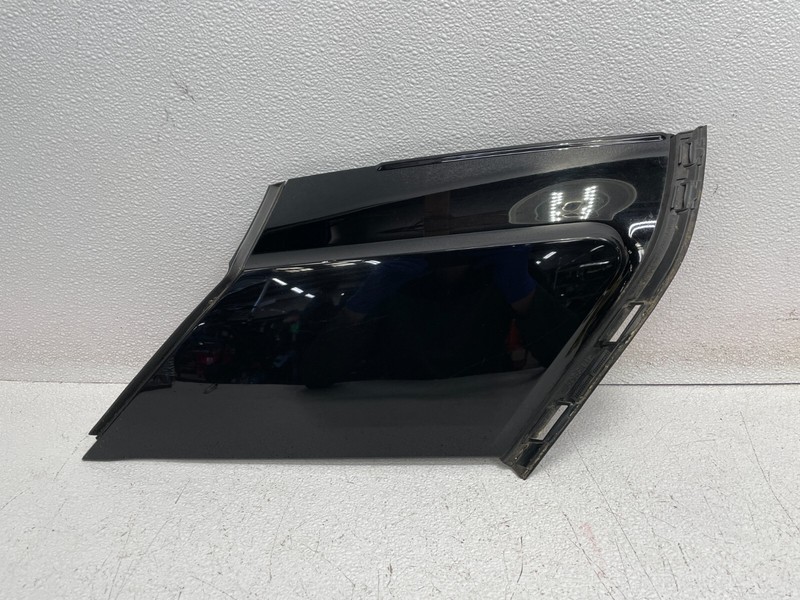 2012 2013 Land Range Rover Evoque Rear Left Driver Quarter Pillar Trim 1422 OEM