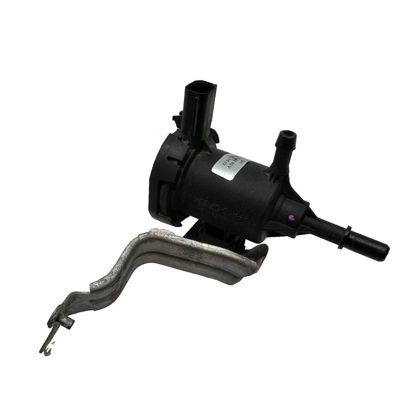 2014 - 2017 MERCEDES S550 W222 FUEL VAPOR CANISTER PURGE VALVE W/BRACKET OEM