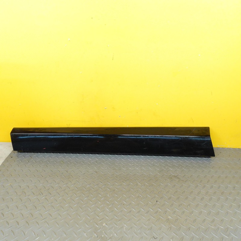 2020-2025 BUICK ENCORE GX FRONT DOOR LEFT DRIVER SIDE TRIM LOWER MOLDING OEM