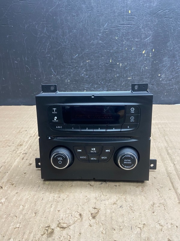 2013-2014 Dodge Dart Radio Player Stereo Audio Receiver Control Panel AE2078 DG