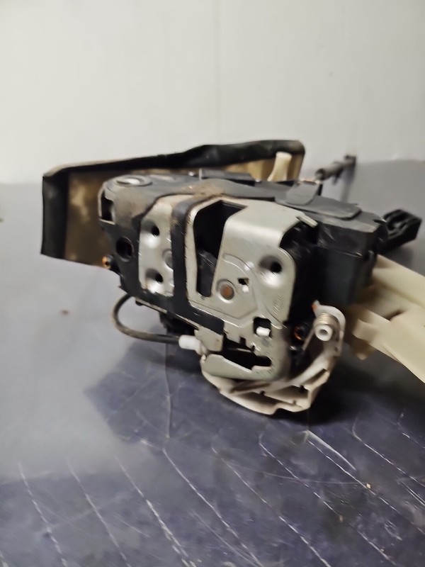 OEM 2012 - 2018 Ford Focus Left Rear Driver Door Lock Latch Actuator