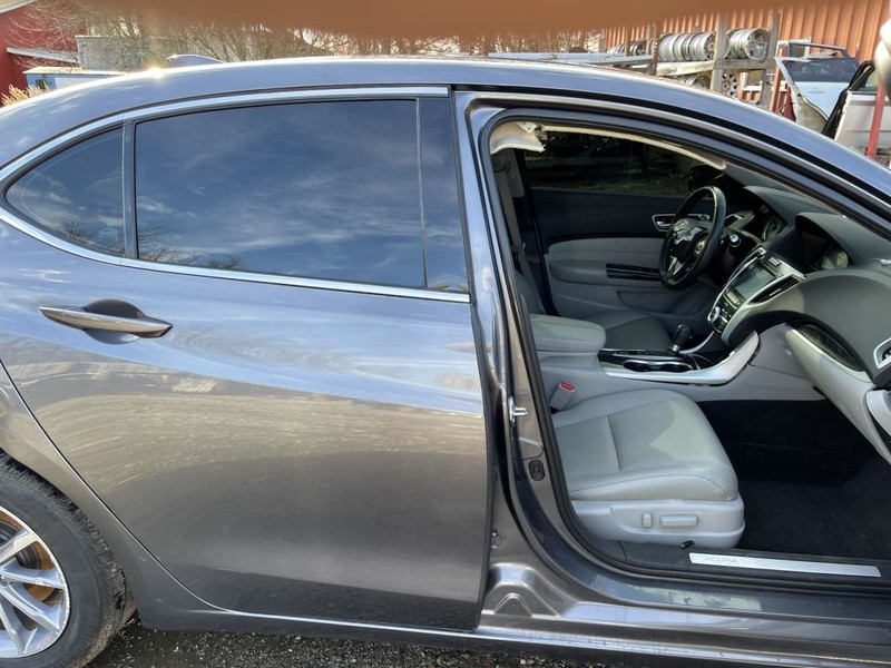 2015-20 ACURA TLX RIGHT ROCKER W/POST GRAY PC:NH797MV 2.4L AT FWD 51K BASE 62121