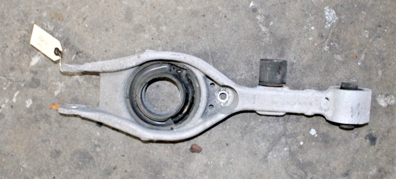 2012-2017 HYUUNDAI AZERA right passenger rear back suspension lower control arm
