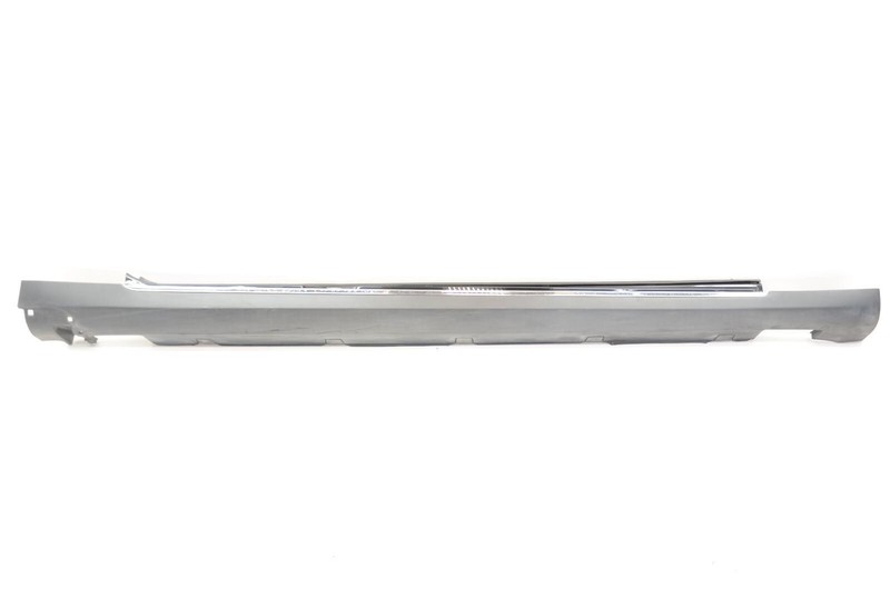 12-16 Tesla Model S Passenger Right Side Rocker Molding