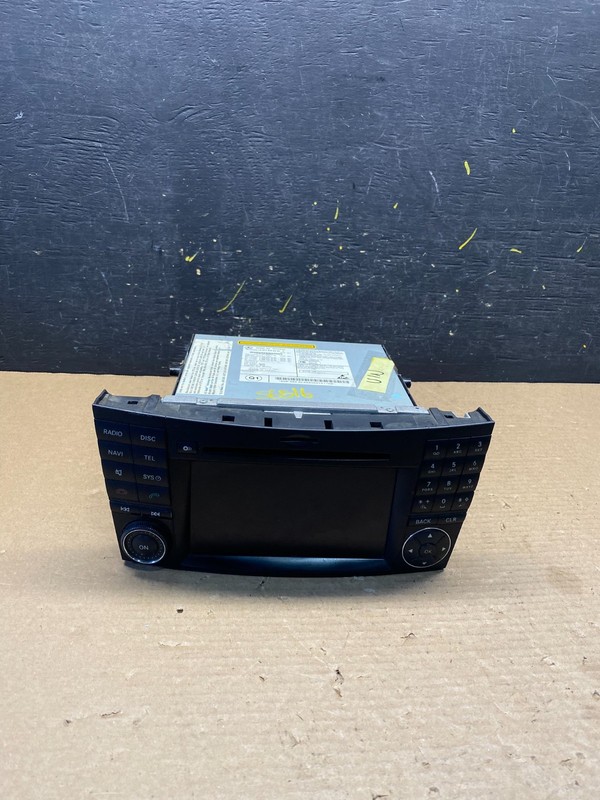 2007-2011 Mercedes Benz W211 E350 E500 Radio Screen Navigation Display s6516 DG