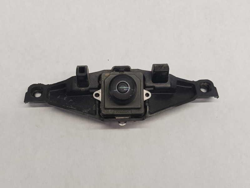2020 DODGE 1500 rear view Camera new style 6 lug wheel 68414414AA OEM 19 20