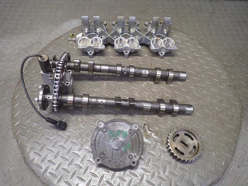 2002 PORSCHE BOXSTER S 986 3.2L M96.21 ENGINE LEFT CAMSHAFT GEAR HOUSING SET