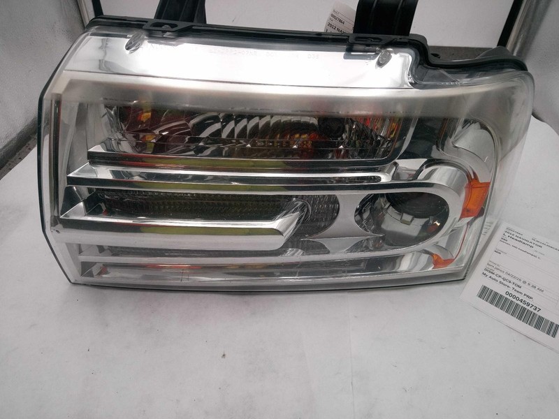 Used Left Headlight Assembly fits: 2012 Lincoln Navigator xenon HID headlamps Le