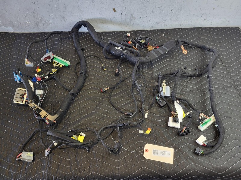 Used Oem Dodge Dashboard Instrument Panel Wiring Harness for 2016 Charger 3.6L