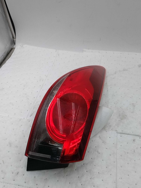 Used Right Tail Light Assembly fits: 2016 Mazda 6 LED quarter panel mounted Righ