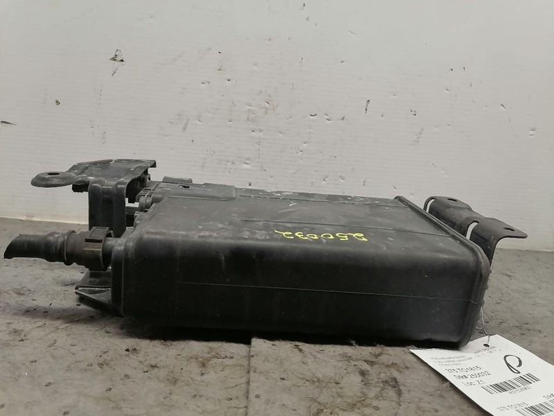 TACOMA2015 Fuel Vapor Canister 1526902