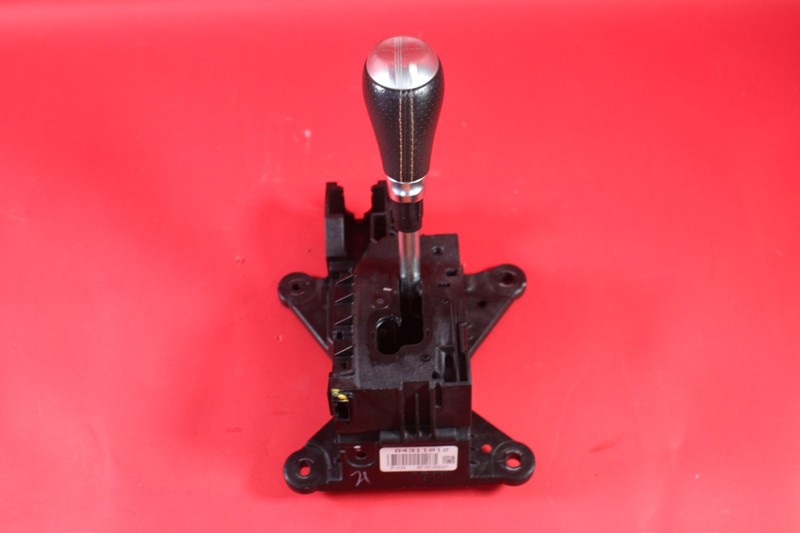 16 - 24 Chevy Camaro ATS Auto Transmission Gear Shifter Lever 84311012 *Used*