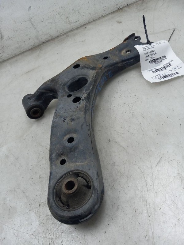 16-20 TOYOTA MIRAI FWD AT DRIVER SIDE FRONT LOWER CONTROL ARM