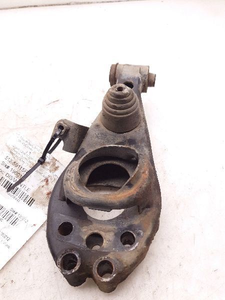 95-00 TOYOTA TACOMA PASSENGER SIDE FRONT LOWER CONTROL ARM ASSEMBLY