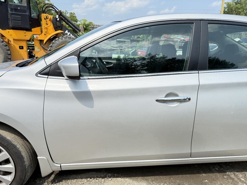 2013-2019 Nissan Sentra Left Driver Side Front Door Silver