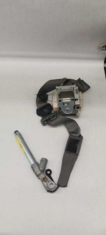 14-'16 CHEVROLET MALIBU Front Seat Belt passenger retractor OEM 6 Month Wnty!