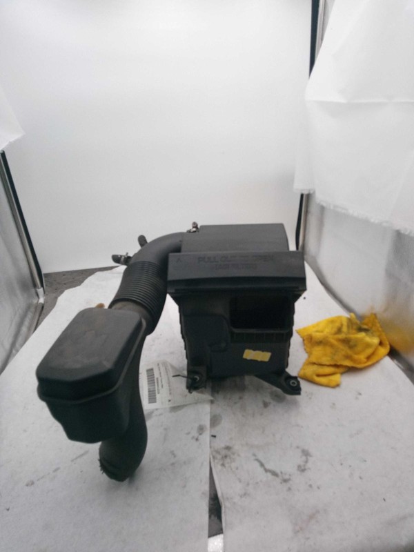 Used Air Cleaner Assembly fits: 2020 Hyundai Santa fe 2.4 Grade A