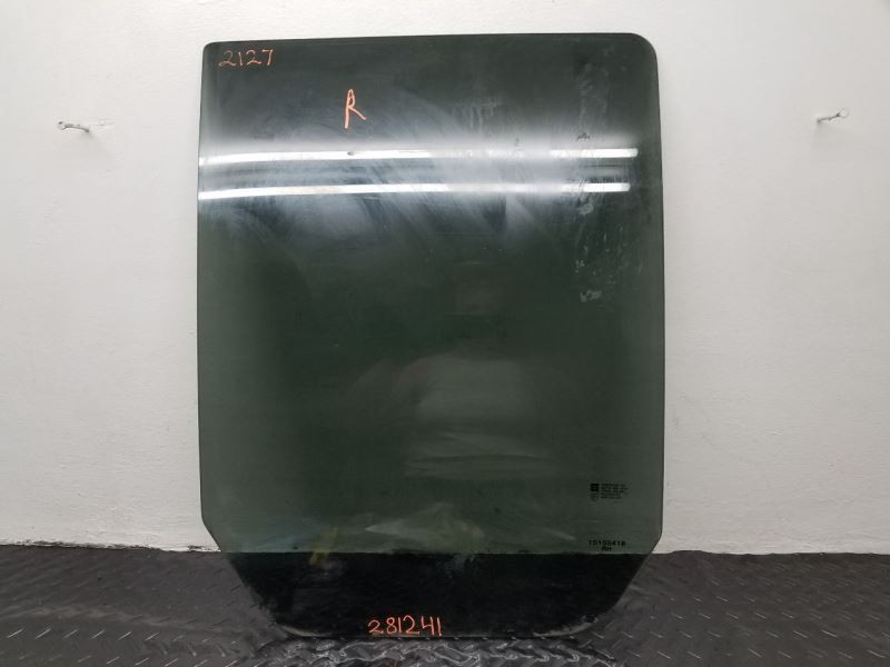 02-09 GMC Envoy Rear Right Passenger Door Glass W/ Privacy Tint OEM 15135369