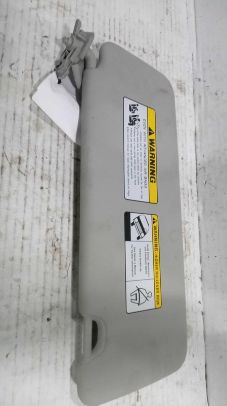 2023 KIA Sportage Used Black Sun Visor - 35000 Miles, OEM Quality Part