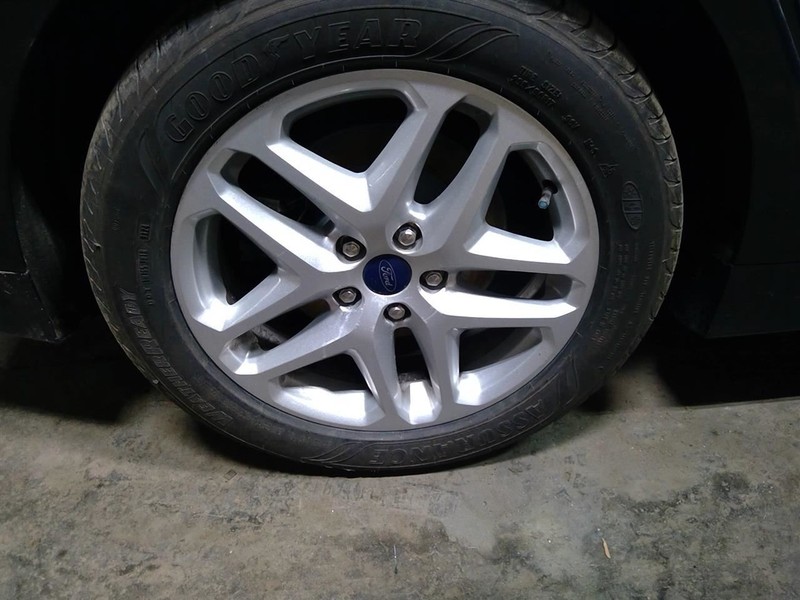 Rim Wheel 17x7-1/2 Aluminum 5 Split Spokes Fits 13-16 FUSION 1770236