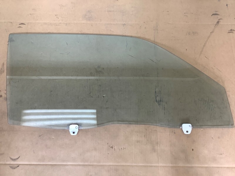 84-87 Civic 3Dr Hatch Right Front Door Glass Passenger Side Window Used OEM