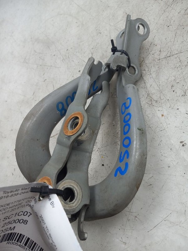 07 SCION TC HOOD HINGE PAIR SLV-1F7