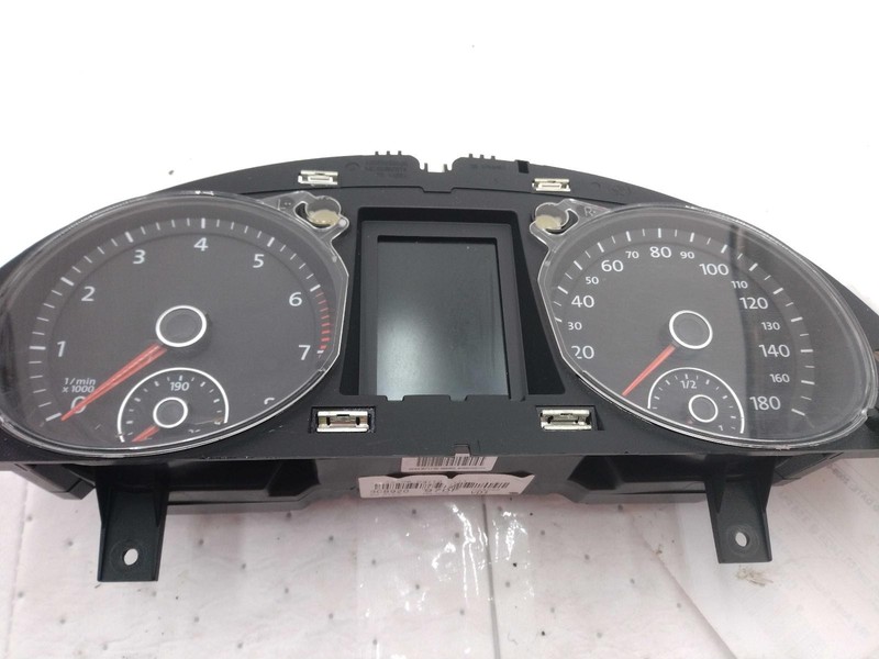 2009 Volkswagen CC Speedometer Gauge OEM Silver 160k Miles NJ25-24217-611998