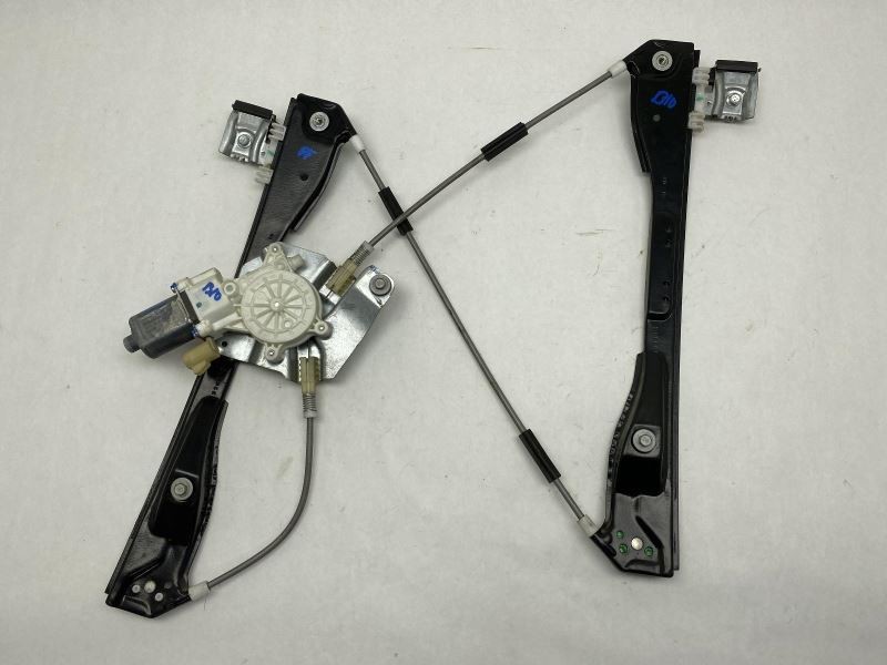 Right Passenger Front Door Window Regulator Motor 2007-2009 Saturn Aura 82443
