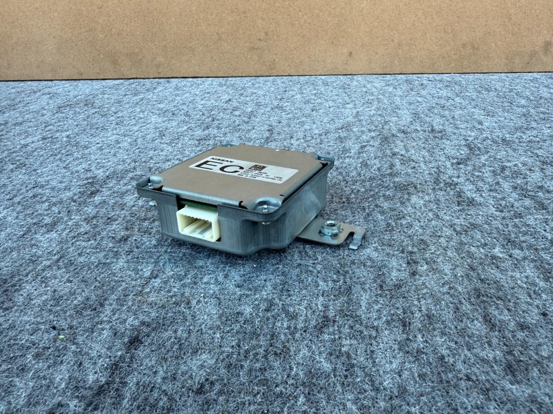 INFINITI M35H M37 M56 Q70 2011-2014 OEM ADAS CONTROL MODULE UNIT ASSEMBLY