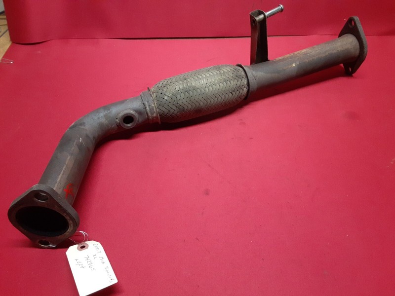 2007 - 2009 Kia Sorento V6 FRONT LEFT Intermediate Flex Pipe OEM28610-3E030