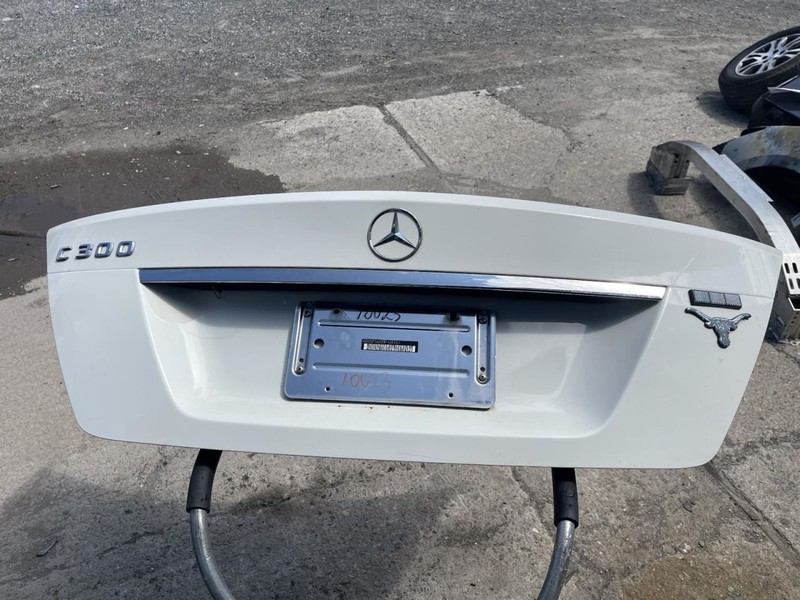 2008-2014 Mercedes C-Class Deck Lid White Sedan