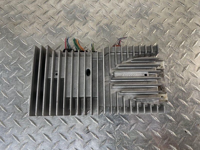 OEM Radio For Yukon Xl 1500 Amplifier 20944420