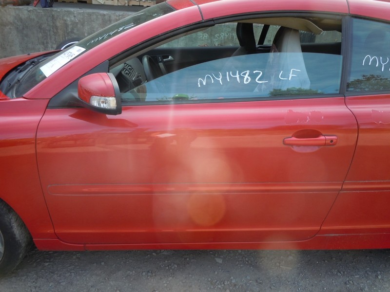 2006-2013 Volvo C70 Front Door Assembly Driver Left OEM 612
