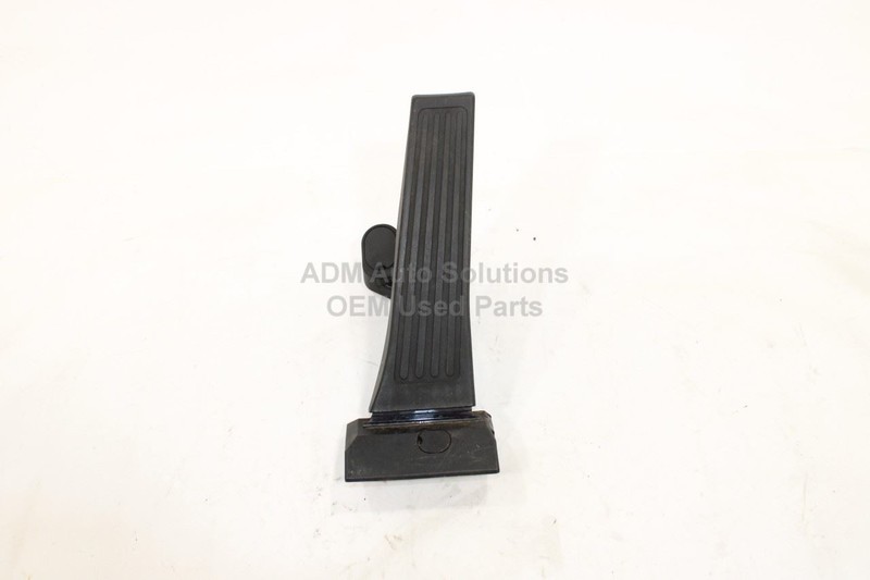 2016-2020 KIA SORENTO 3.3L Accelerator Throttle Gas Pedal Sensor OEM 32700C6120