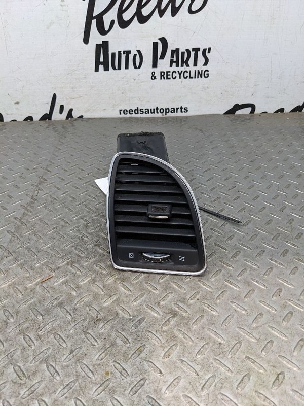 11-20 TOWN & COUNTRY DRIVER LEFT LH DASH AIR VENT DODGE GRAND CARAVAN 116