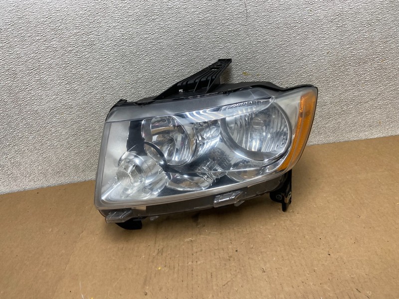 2011 to 2013 Jeep Grand Cherokee Halogen Left Driver Lh Headlight Oem Z6755 DW